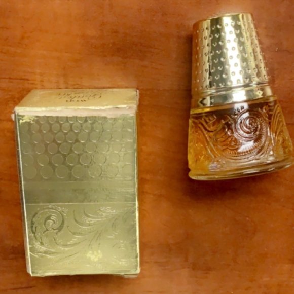 Vintage Avon Golden Thimble Elusive Cologne 2 Fl. oz. - Picture 4 of 6